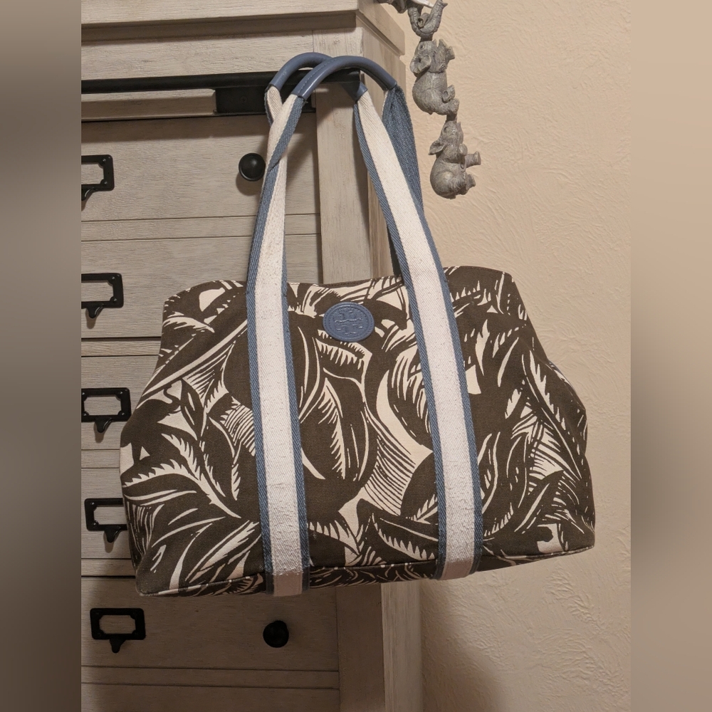 Tory Burch Tabora Canvas Tote/Shoulder Bag in XL - Picture 6 of 13